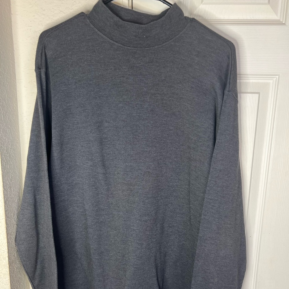 Puritans Long sleeve Quarter neck!